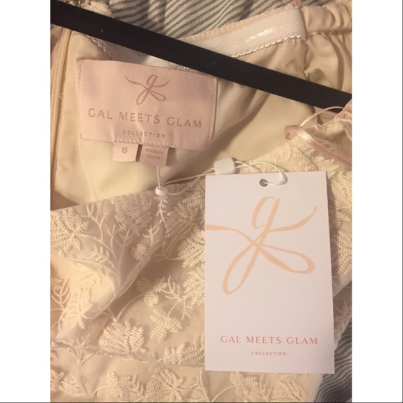 GAL MEETS GLAM Adele Off the Shoulder Dress - Picture 7 of 7